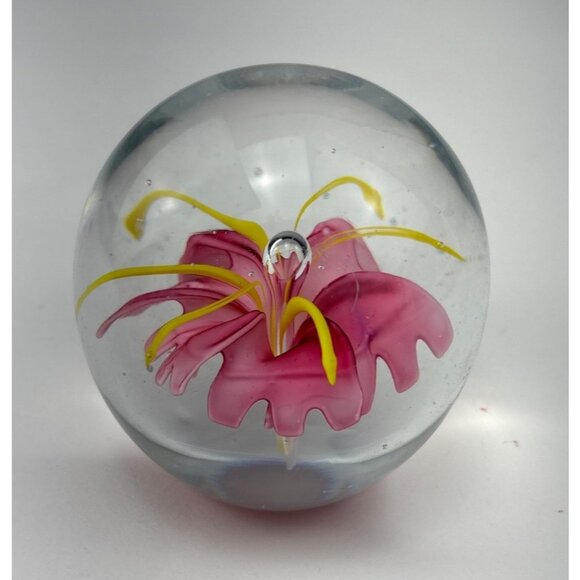 Dynasty Gallery Pink Flower Heirloom Art Glass Paperweight 3-Inch Collectible Sp - Picture 8 of 9